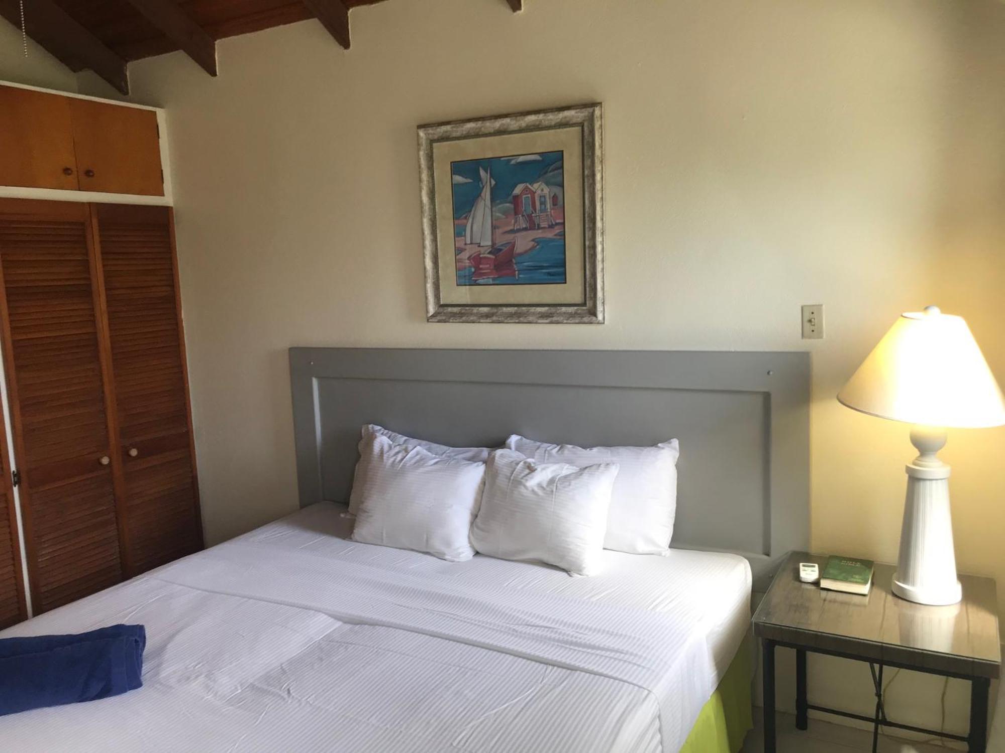 Coconut Court Beach Hotel Christ Church Phòng bức ảnh
