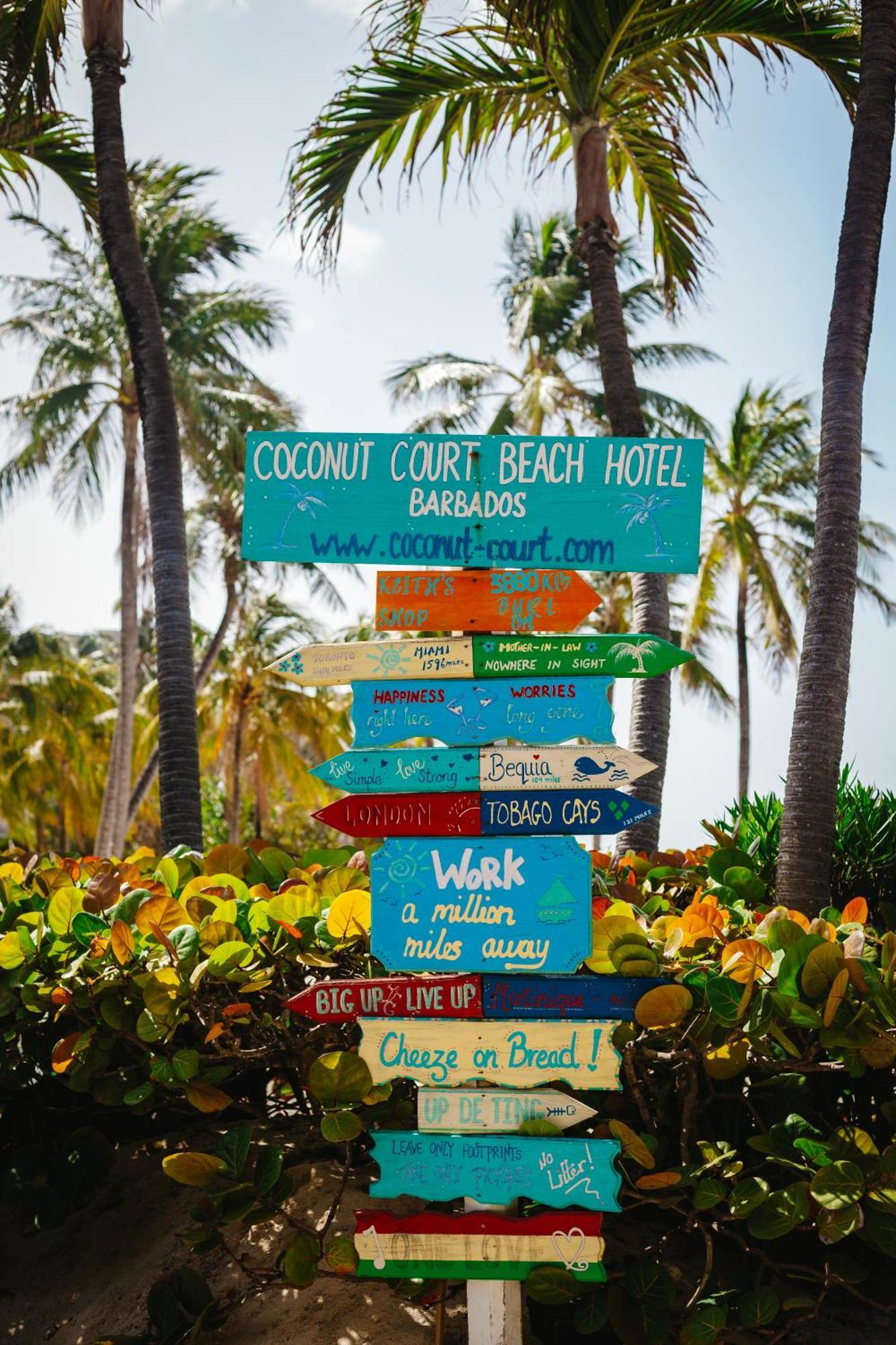 Coconut Court Beach Hotel Christ Church Ngoại thất bức ảnh