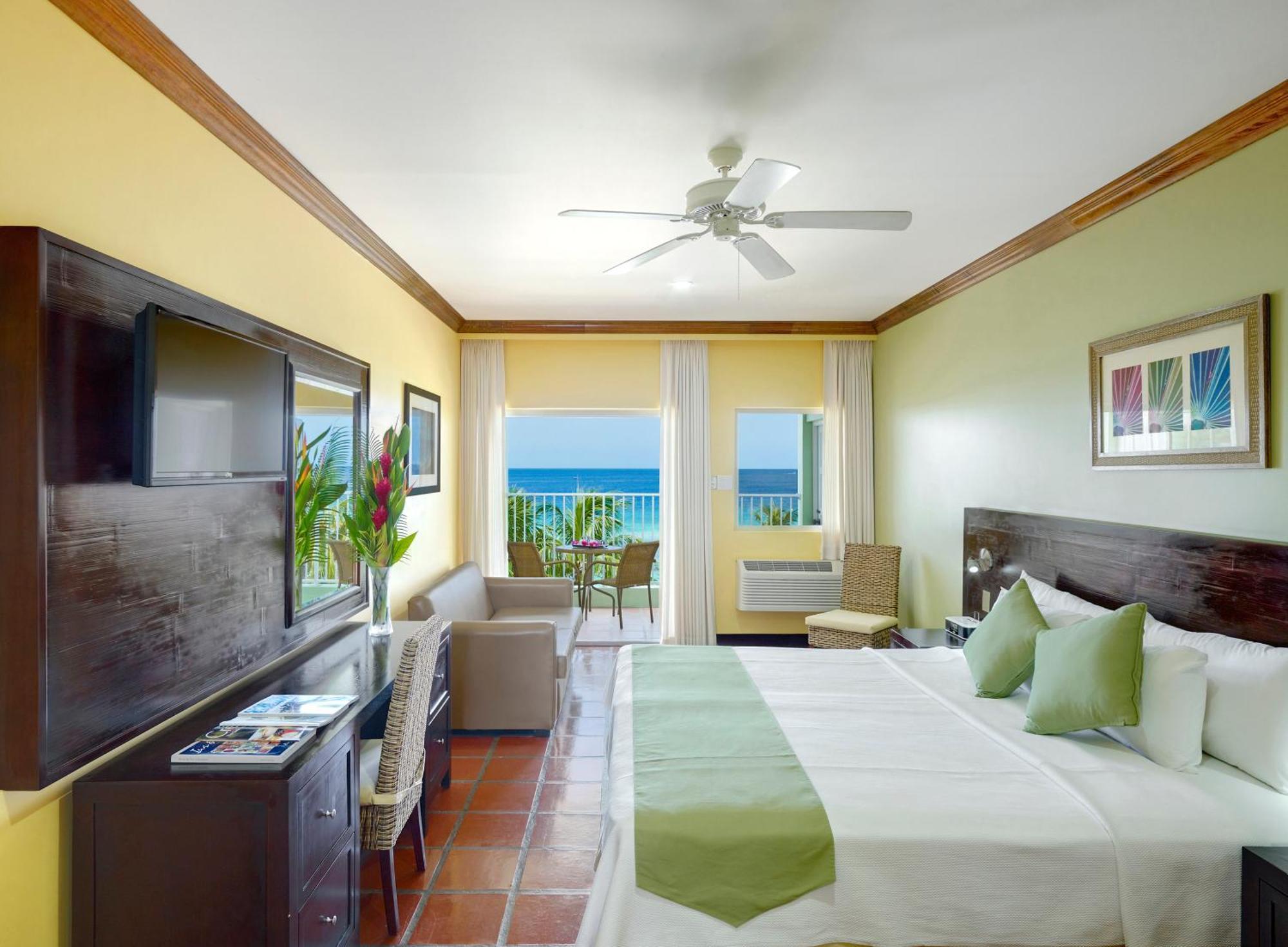 Coconut Court Beach Hotel Christ Church Ngoại thất bức ảnh